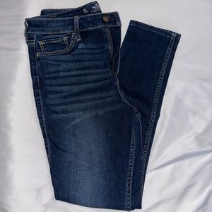 Hollister jeans high rise size 9 short